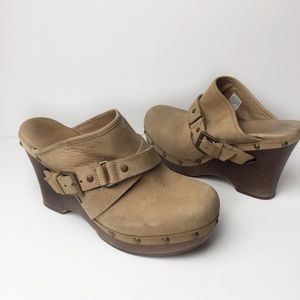 Ugg Natalee Leather Wedge Clogs